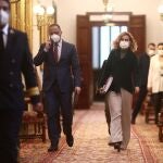 El vicepresidente primero del Congreso, Alfonso Rodríguez Gómez de Celis (i) y la presidenta del Congreso, Meritxell Batet (d) se dirigen a la sala Mariana Pineda para participar en la Mesa del Congreso de los Diputados, en Madrid (España), a 15 de diciembre de 2020.15 DICIEMBRE 2020EUROPA PRESS/E. Parra. POOL15/12/2020