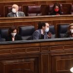(I-D) El presidente del Gobierno, Pedro Sánchez, la vicepresidenta primera, Carmen Calvo, el vicepresidente Pablo Iglesias, la vicepresidenta y ministra de Asuntos Económicos y Digitalización, Nadia Calviño, y la vicepresidenta cuarta y ministra para la Transición Ecológica, Teresa Ribera