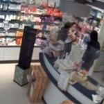 Los asaltantes la emprendieron a golpes con una empleada