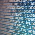 La información viaja por internet en forma de números, o mejor dicho: de señales físicas que representan números.