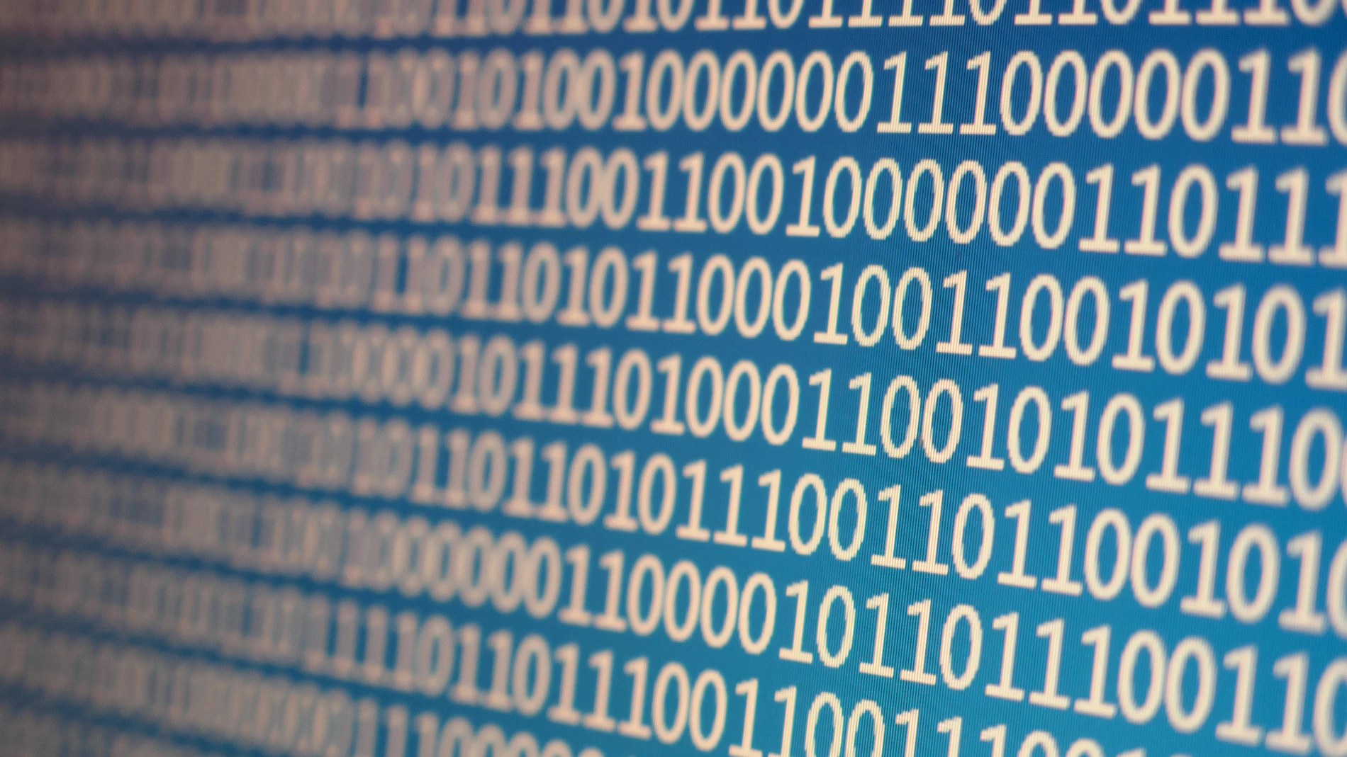 La información viaja por internet en forma de números, o mejor dicho: de señales físicas que representan números.
