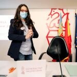 GRAFCVA540. VALENCIA, 18/12/2020.-La vicepresidenta y portavoz del Gobierno valenciano, Mónica Oltra, a su llegada a la rueda de prensa posterior al Pleno del Consell de este viernes. EFE/Ana Escobar
