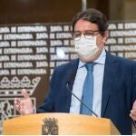El vicepresidente segundo y consejero de Sanidad y Servicios Sociales, José María Vergeles