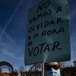 Concentración de trabajadores y usuarios de los centros de mayores de Móstoles el pasado domingo 13 de diciembre.