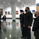 El presidente de la Fundación Caja Rural del Sur, José Luis García-Palacios, y el obispo de Huelva, Santiago Gómez Sierra, en la inauguración de 'Cielos