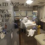 Unidad de Cuidados Intensivos del Memorial Hospital de Bakersfield, California