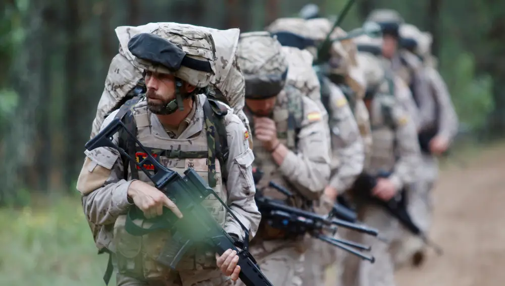 Operativos del cuerpo de Infantería de Marina del Ejército español participan en las maniobras en el ejercicio marítimo anual BALTOPS de la OTAN, en Lilaste, Letonia.