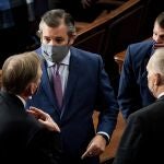 El senador Ted Cruz durante la sesión de ayer en el Capitolio