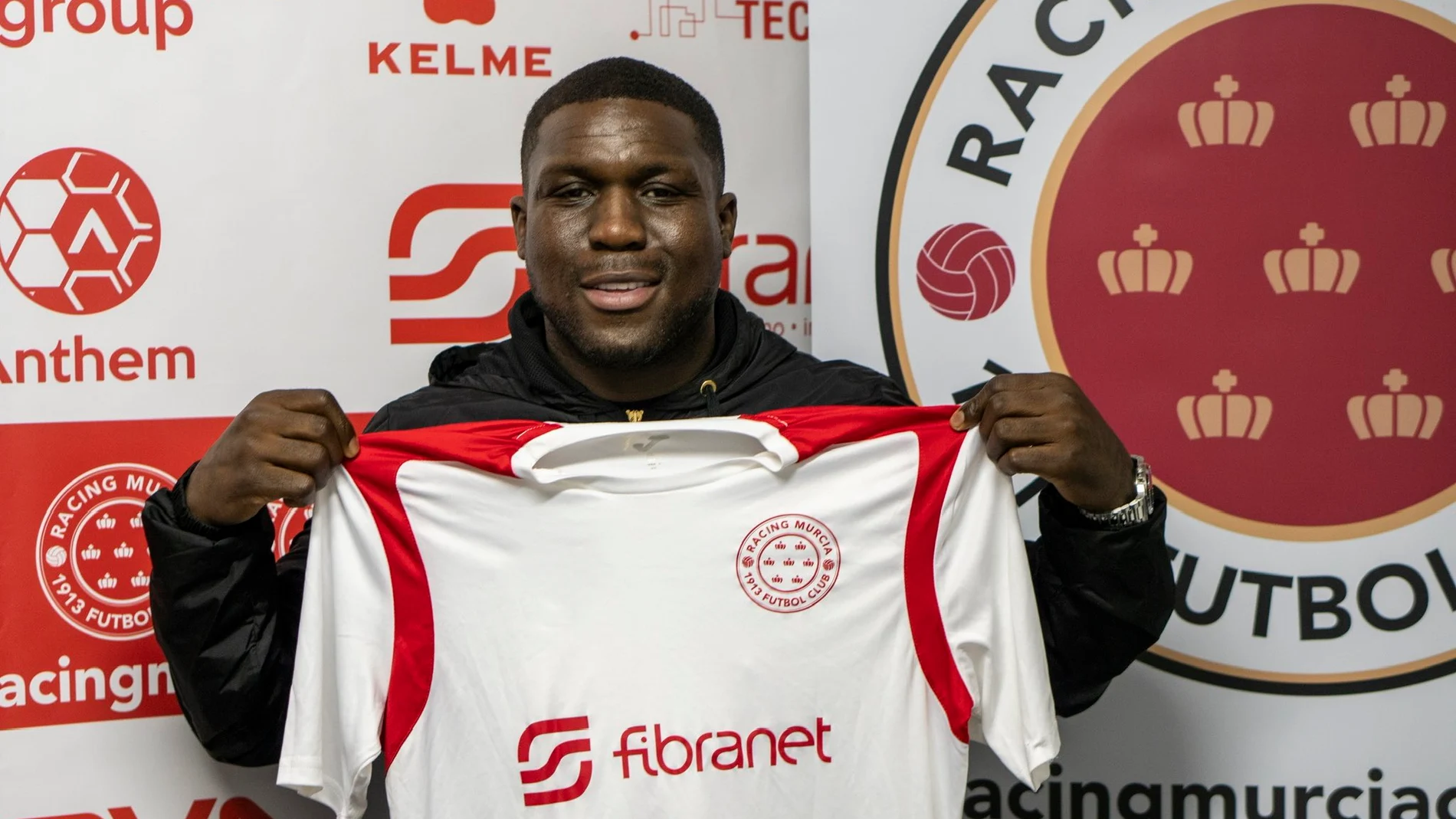 Royston Drenthe, en su presentación con el Racing Murcia.