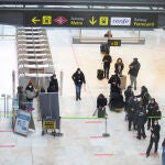 Los aeropuertos de Valencia y Alicante acogen vuelos desviados desde Barajas