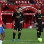 Messi, antes de ejecutar la falta con la que logró su segundo gol ante el Granada