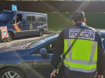 Control de la Policía tras el cierre del perímetro en Oviedo por COVID-19DELEGACIÓN DEL GOBIERNO EN ASTUR (Foto de ARCHIVO)18/11/2020 Control de la Policía tras el cierre del perímetro en Oviedo por COVID-19DELEGACIÓN DEL GOBIERNO EN ASTUR (Foto de ARCHIVO)18/11/2020