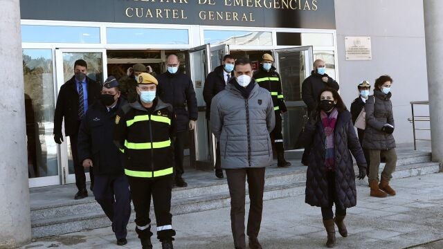 Sánchez y Robles, ayer, en un acto en apoyo del trabajo del Ejército en la borrasca