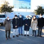 Autoridades y representantes institucionales en el inicio de las obras de la promoción de 'San Jerónimo II' con 104 viviendas de protección oficial