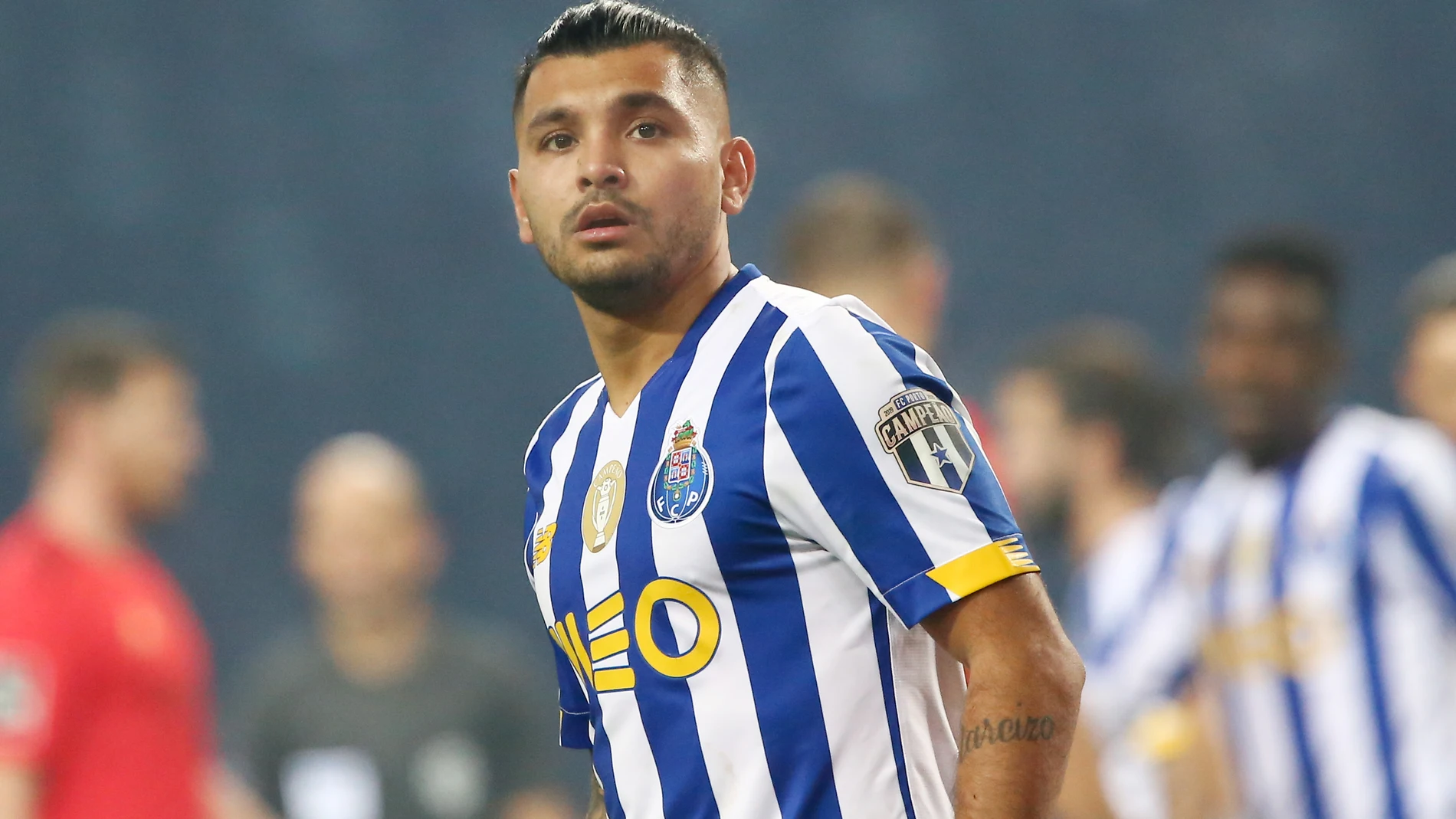 Jesús Corona (Tecatito) con el Oporto.