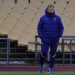 El entrenador del FC Barcelona, Ronald Koeman