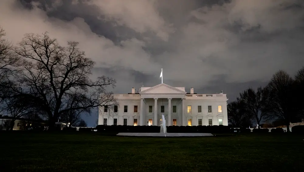 La Casa Blanca al amanecer
