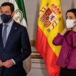 El presidente de la Junta de Andalucía,Juanma Moreno, y la presidenta de Ciudadanos, Inés Arrimadas