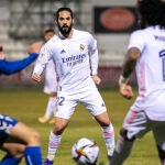 Isco y Marcelo, en un momento del partido entre el Real Madrid y el Acoyano.