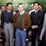 Fotografía de archivo de, Canales Rivera; José Rivera; el padre de Paquirri, Antonio Rivera; Cayetano Rivera y su hermano Francisco. EFE/ Jaro Muñoz