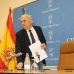 El consejero de Sanidad, Consumo y Gobernación del Gobierno de Ceuta, Javier Guerrero (PP), en una comparecencia antes de dimitir