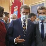 La presidenta de la Comunidad de Madrid, Isabel Díaz Ayuso; el de Galicia, Alberto Núñez Feijóo, y el líder del PP, Pablo Casado