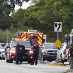 Fuerte presencia policial después de un tiroteo durante una investigación de explotación infantil