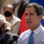 El líder opositor venezolano Juan Guaidó durante una rueda de prensa en Caracas (Venezuela)