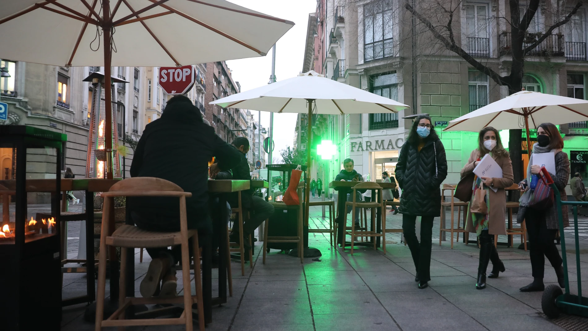 Una terraza, en la tarde de ayer, en el distrito de Salamanca