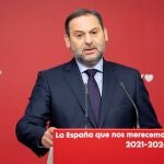 El secretario de Organización del PSOE y ministro de Transportes, José Luis Ábalos, en Ferraz