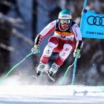 El austriaco Vincent Kriechmayr, en acción durante la carrera de Súper G masculino en los Campeonatos del Mundo de Esquí Alpino en Cortina d'Ampezzo, Italia, 11 de febrero de 2021. EFE/EPA/ANDREA SOLERO