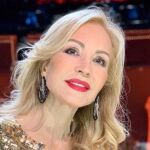 Carmen Lomana