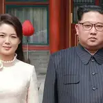 Kim Jong Un con su esposa Ri Sol-ju