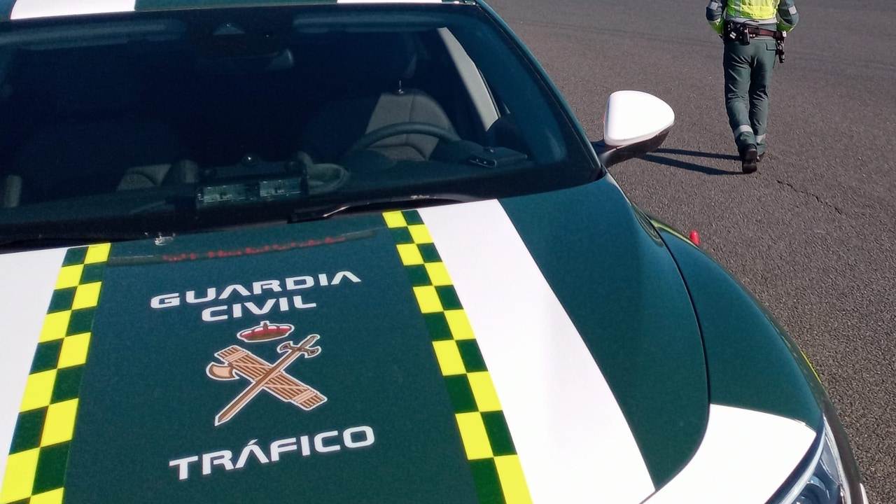 Lo cazan a a 222 kilómetros por hora en la A-6 en Medina del Campo (Valladolid)