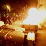 Aspecto de manifestación de ayer en Barcelona, tras la cuarta noche de protestas por la detención del rapero Pablo Hasel