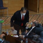 Gabilondo y su portavoz adjunto en la Asamblea de Madrid, José Cepeda