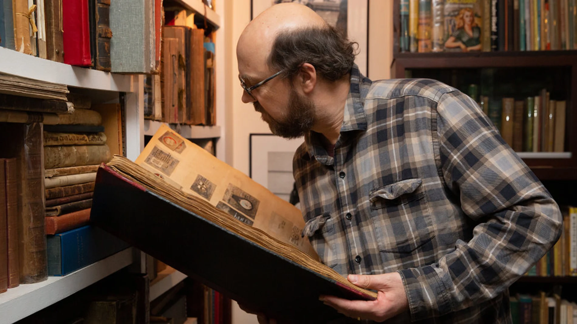 "Libreros de Nueva York" se estrena este viernes 26 de febrero