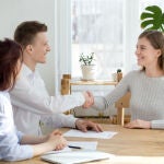 Imagen de recurso de un acuerdo entre un trabajador y su superior