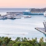 Cruceros en el puerto de Málaga