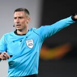 El árbitro esloveno Slavko Vincic dirigirá el Arsenal-Villarreal.