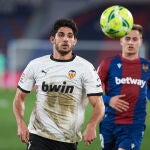 Gonzalo Guedes con el Valencia.