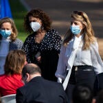 Nadia Calviño, María Jesús Montero y Yolanda Díaz durante el homenaje a las Victimas de terrorismo en el Palacio Real