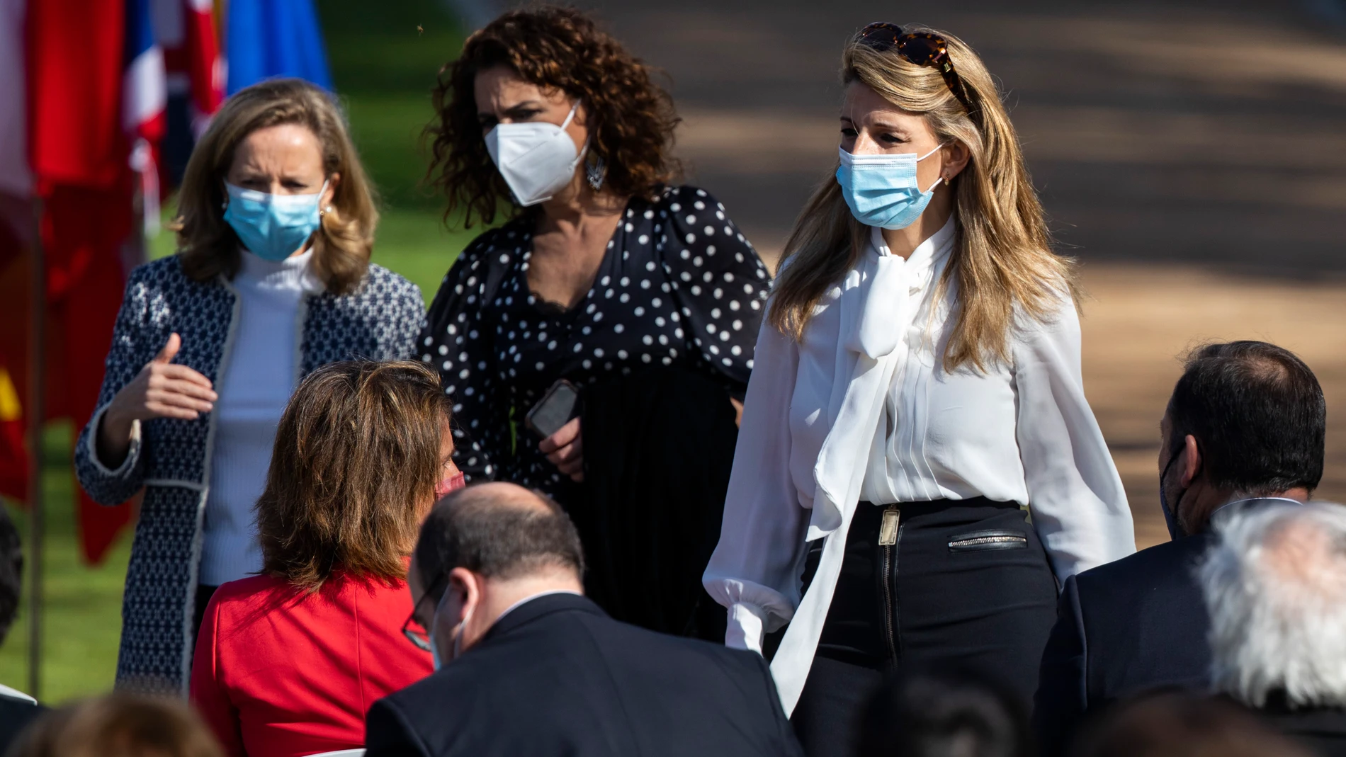 Nadia Calviño, María Jesús Montero y Yolanda Díaz durante el homenaje a las Victimas de terrorismo en el Palacio Real