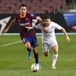 Javi Galán con el Huesca frente al Barcelona.