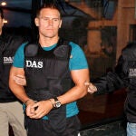 Jonas Sture, custodiado por agentes policiales