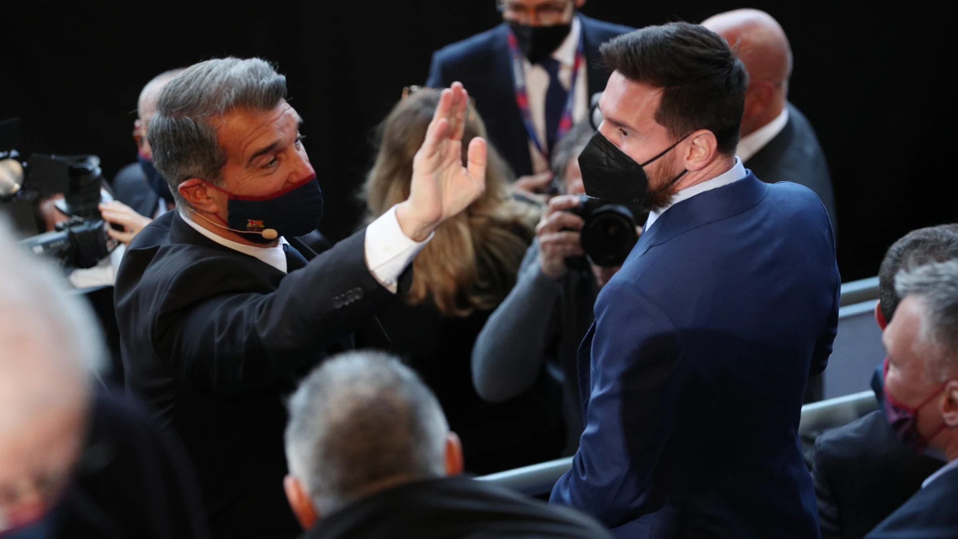Joan Laporta, junto Lionel Messi
