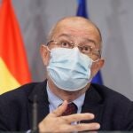 El vicepresidente, portavoz y consejero de Transparencia, Ordenación del Territorio y Acción Exterior, Francisco Igea, explica la incidencia