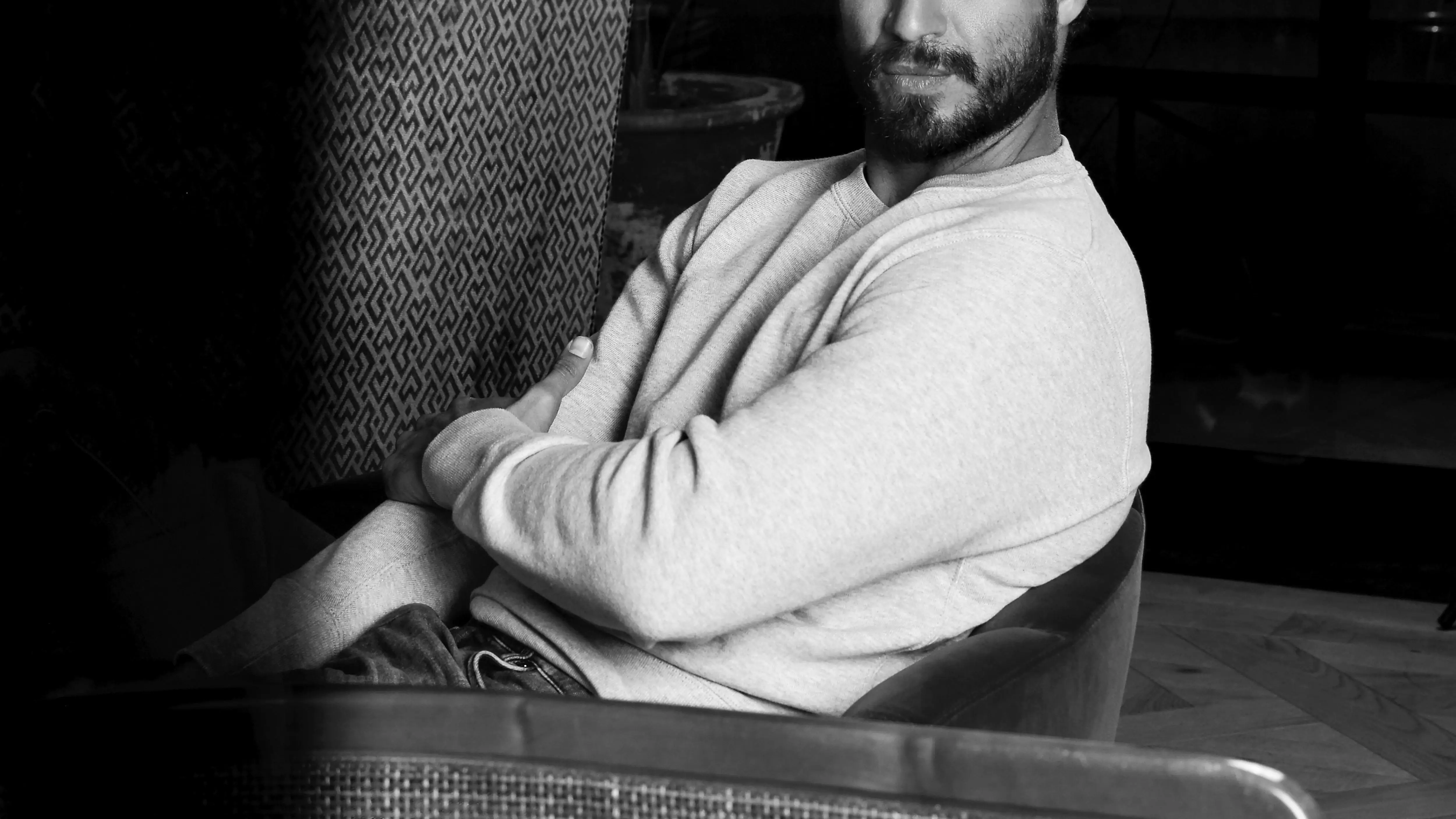 Maxi Iglesias en Lifestyle Magazine.