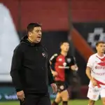 Mono Burgos entrenando a Newell's. EFE/ Franco Trovato Fuoco