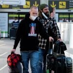 Pasajeros a su llegada este domingo al aeropuerto de Palma de Mallorca